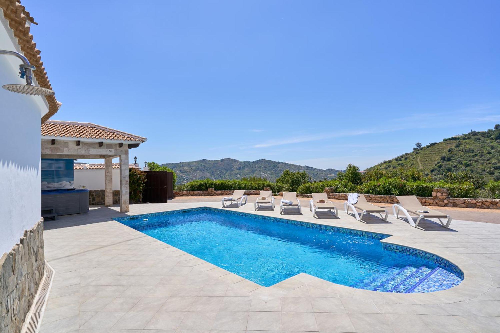 Villa Javier En Sayalonga Exterior foto